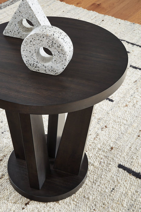 Chasinfield End Table - Yulissa Home Furnishings (NJ)