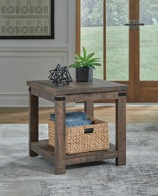 Hollum End Table - Yulissa Home Furnishings (NJ)