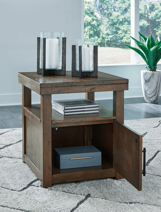 Boardernest End Table - Yulissa Home Furnishings (NJ)