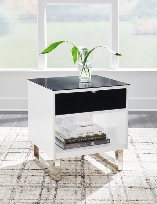 Gardoni End Table - Yulissa Home Furnishings (NJ)