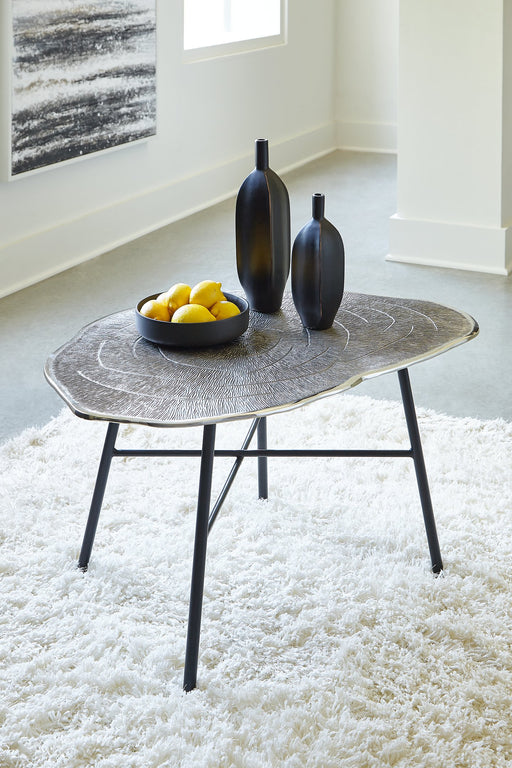 Laverford Coffee Table - Yulissa Home Furnishings (NJ)