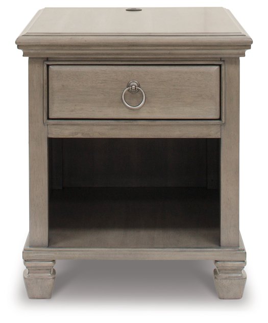 Lexorne End Table - Yulissa Home Furnishings (NJ)