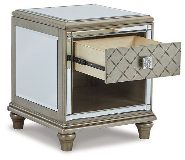 Chevanna End Table - Yulissa Home Furnishings (NJ)