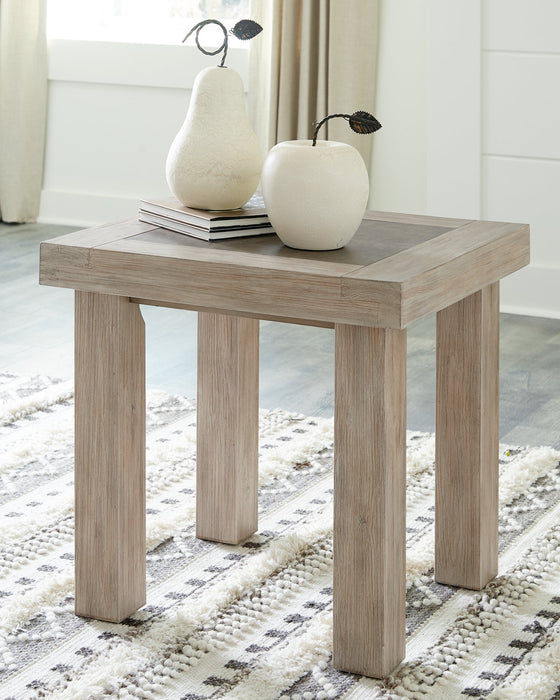 Hennington End Table - Yulissa Home Furnishings (NJ)